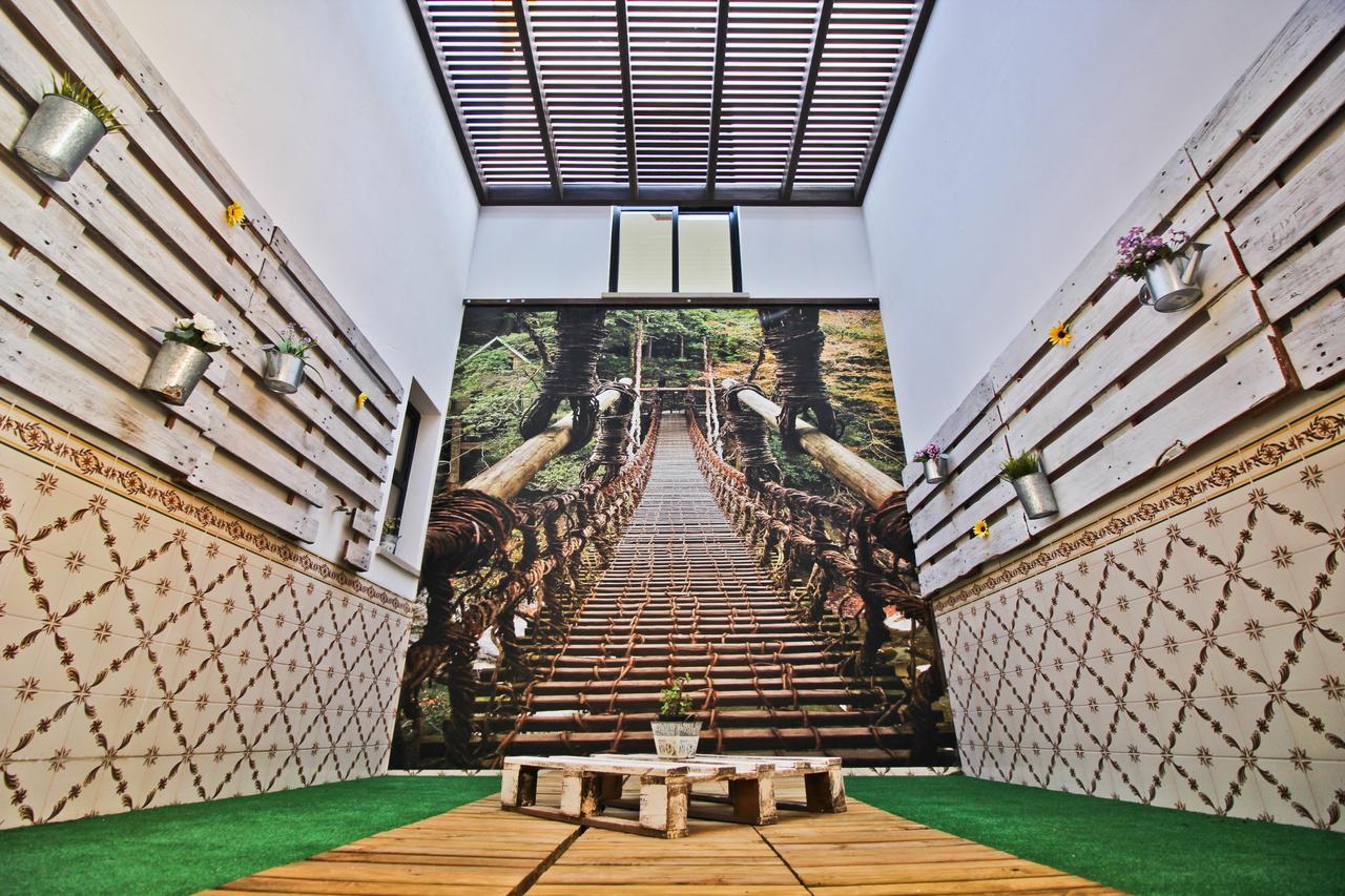 Suite Thing Hostel Lagos Ngoại thất bức ảnh