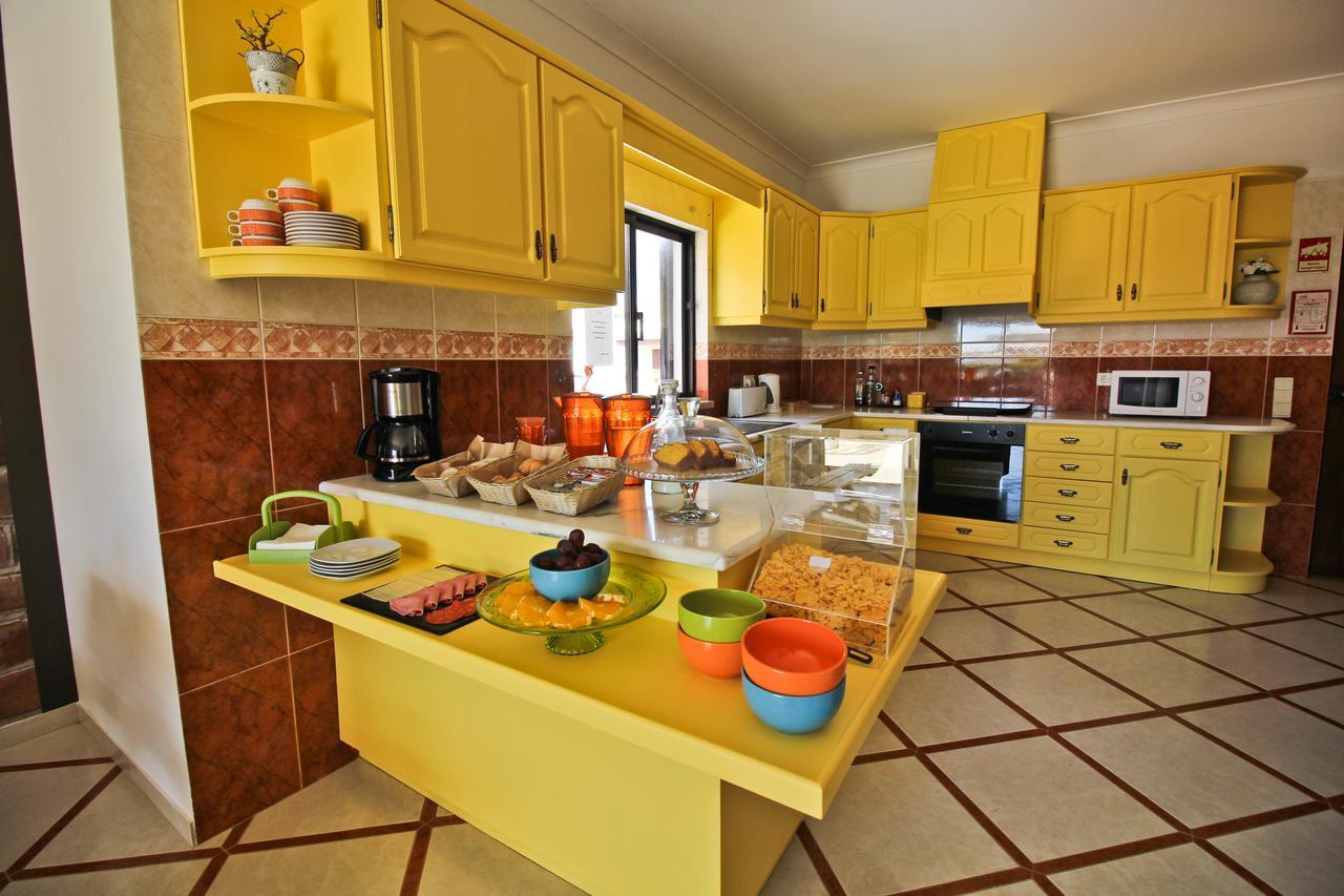Suite Thing Hostel Lagos Ngoại thất bức ảnh