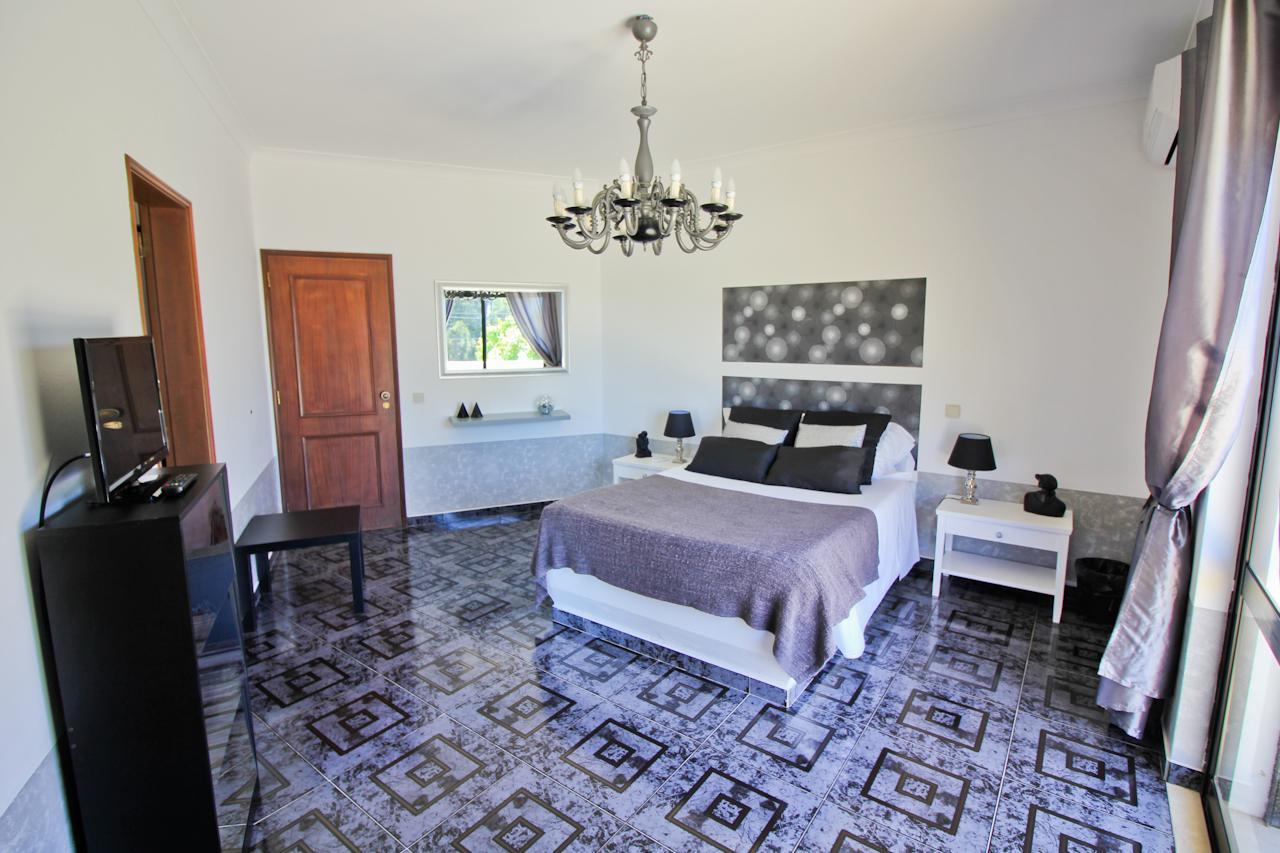 Suite Thing Hostel Lagos Ngoại thất bức ảnh